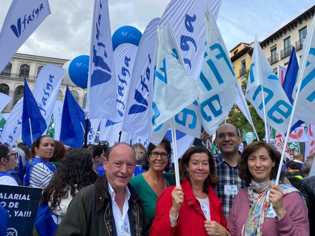 APECA CON FINE Y EL SINDICALISMO INDEPENDIENTE